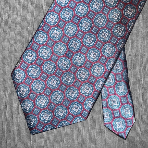 Camden Court Burgundy & Blue Mandala Tie - Picture 1 of 5